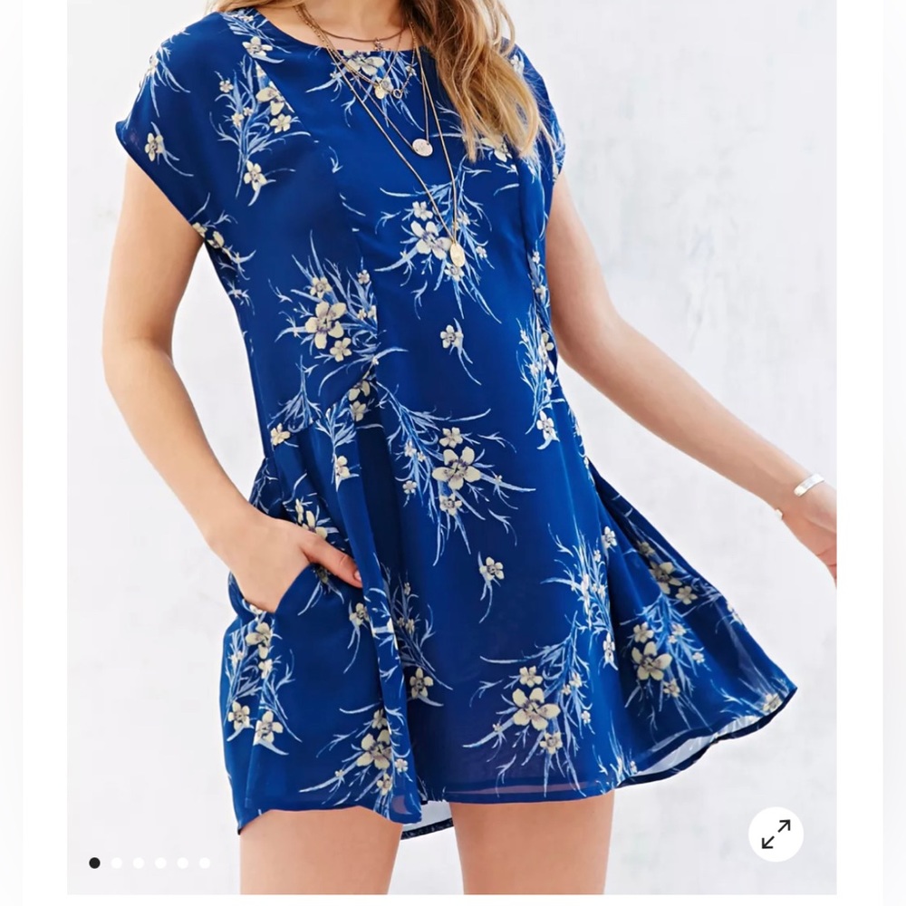 Band of Gypsies Blue Floral Printed Frock Midi Dress
